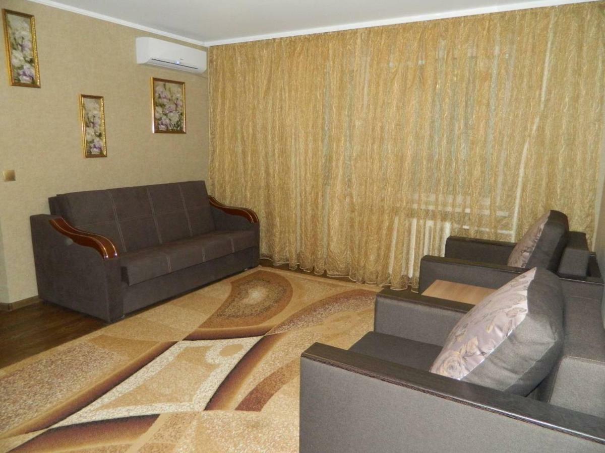 Ул. Киевская Апартаменты Krementsjoek Buitenkant foto