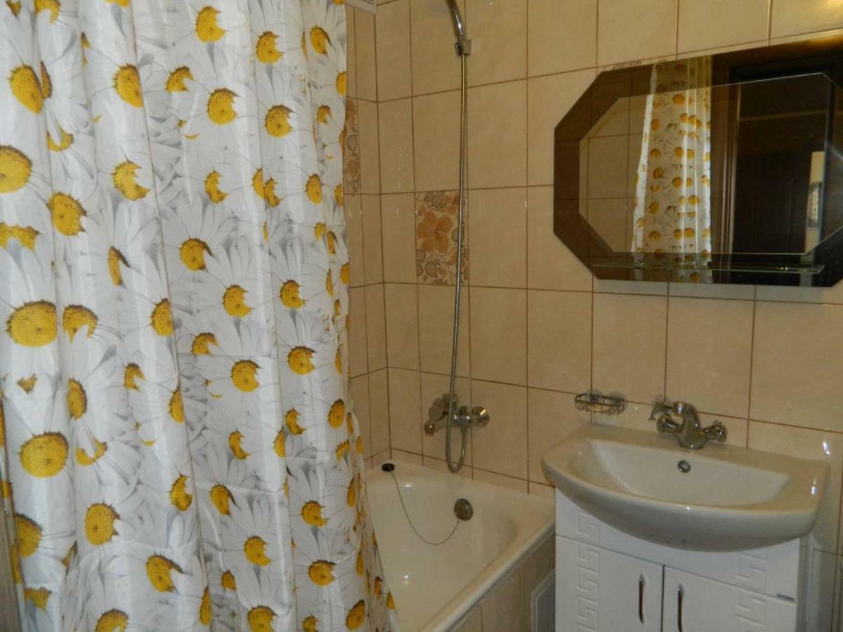 Ул. Киевская Апартаменты Krementsjoek Buitenkant foto