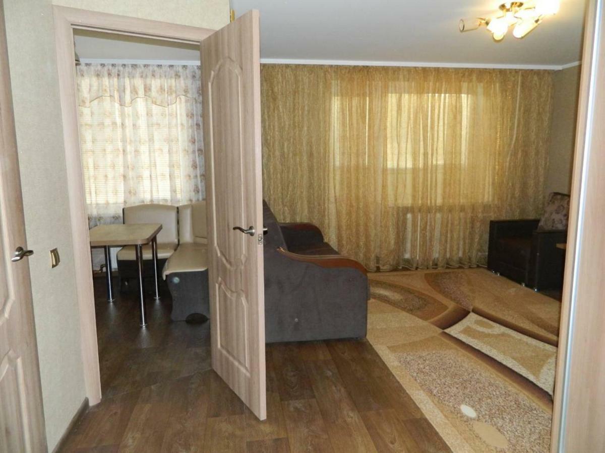 Ул. Киевская Апартаменты Krementsjoek Buitenkant foto